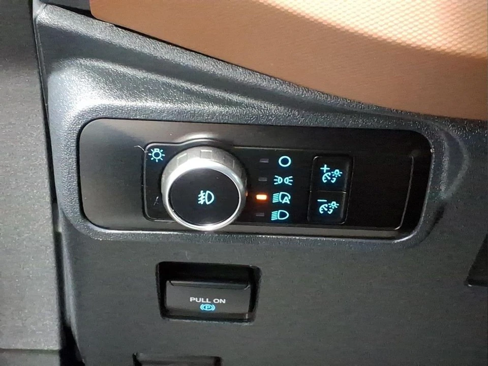 2024 Ford Bronco 6th Gen - Image 15 of 23