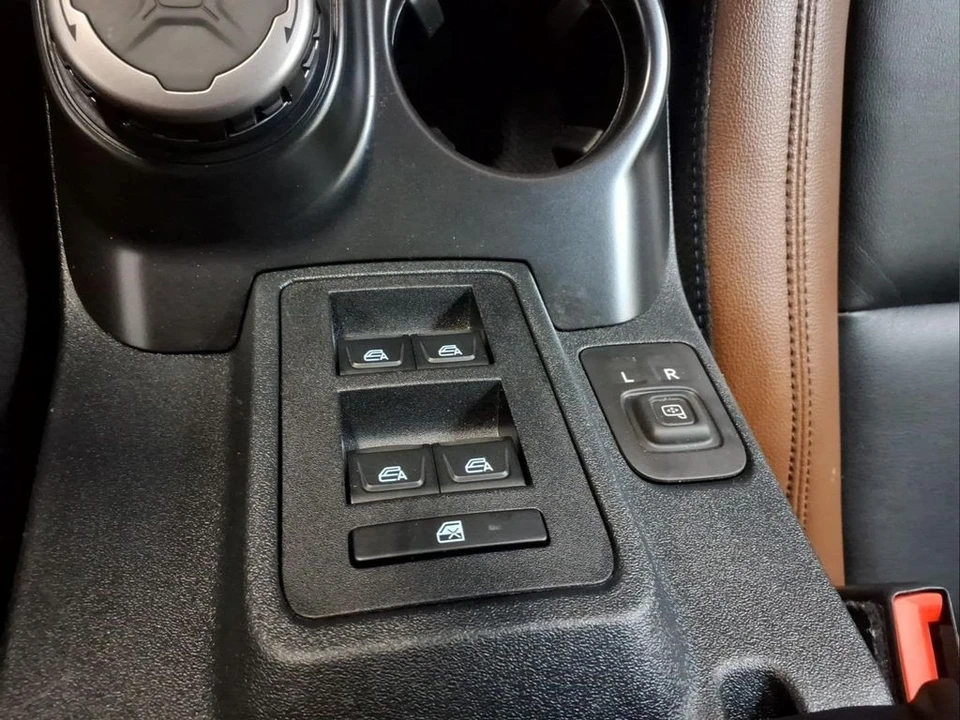 2024 Ford Bronco 6th Gen - Image 12 of 23