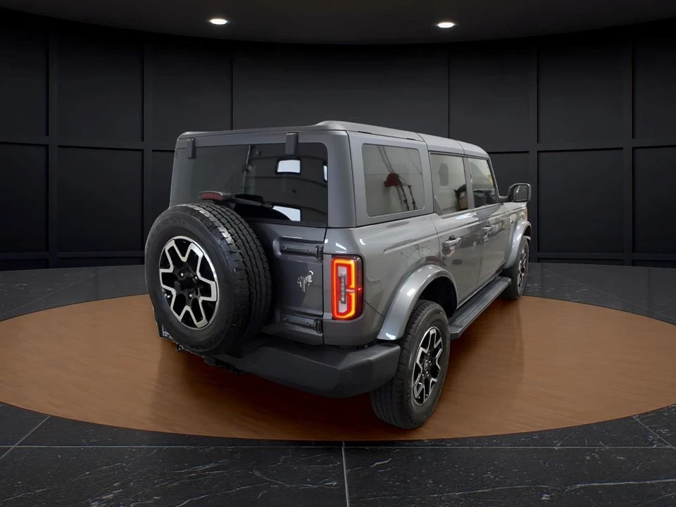 2024 Ford Bronco 6th Gen - Image 5 of 23