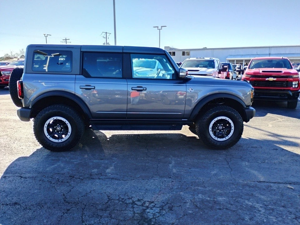2024 Ford Bronco 6th Gen - Image 4 of 12