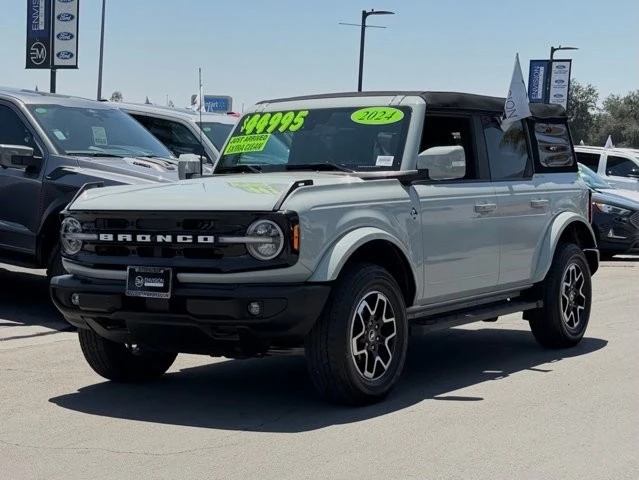 2024 Ford Bronco 6th Gen - Image 4 of 31