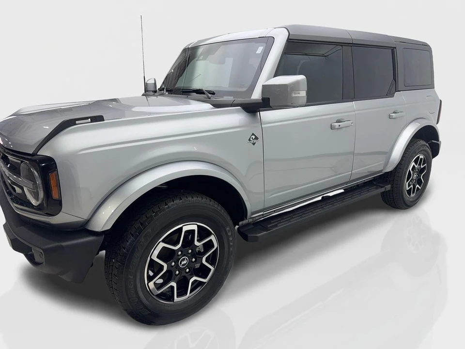 2024 Ford Bronco 6th Gen - Image 11 of 12