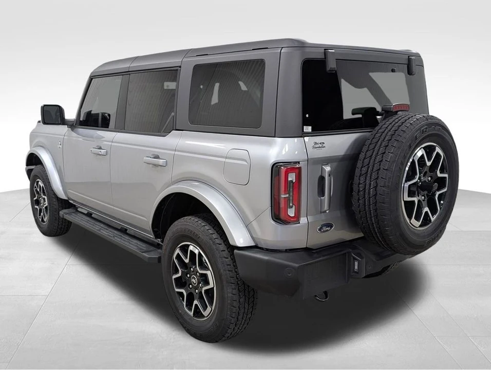 2024 Ford Bronco 6th Gen - Image 8 of 11
