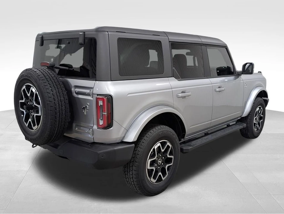 2024 Ford Bronco 6th Gen - Image 6 of 11