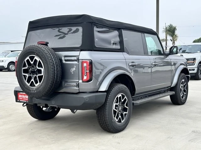 2024 Ford Bronco 6th Gen - Image 10 of 12
