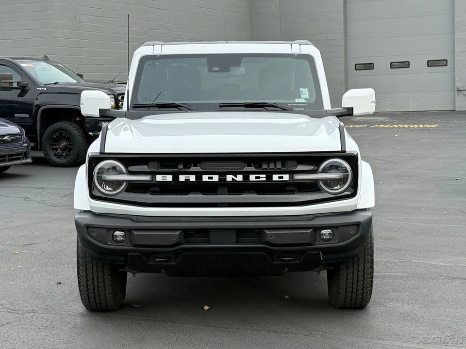 2024 Ford Bronco 6th Gen - Image 8 of 12