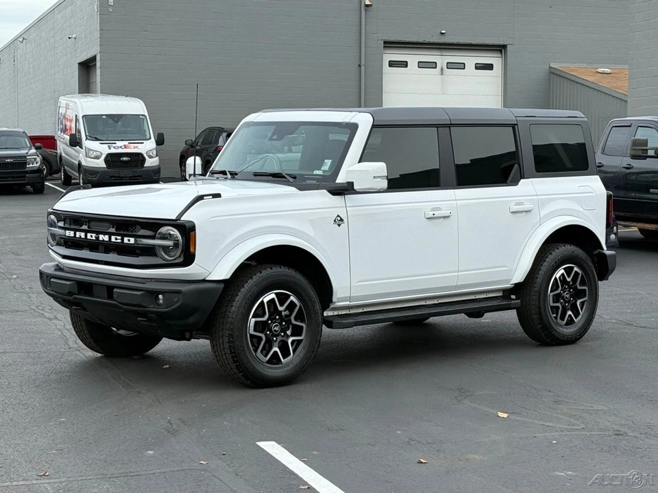 2024 Ford Bronco 6th Gen - Image 7 of 12