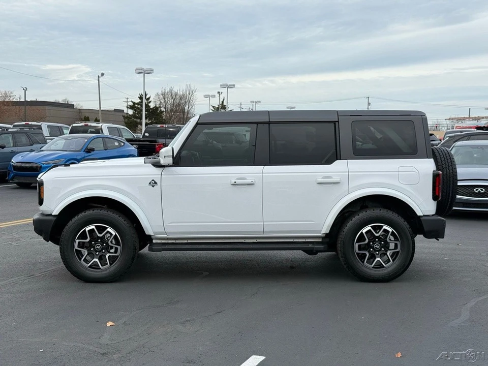 2024 Ford Bronco 6th Gen - Image 6 of 12