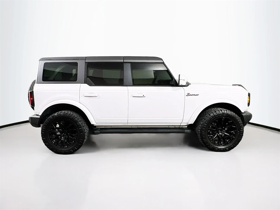 2024 Ford Bronco 6th Gen - Image 9 of 12