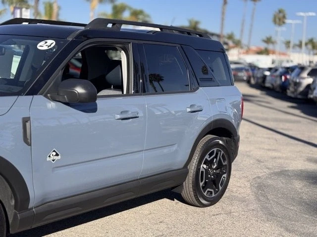 2024 Ford Bronco 6th Gen - Image 9 of 12