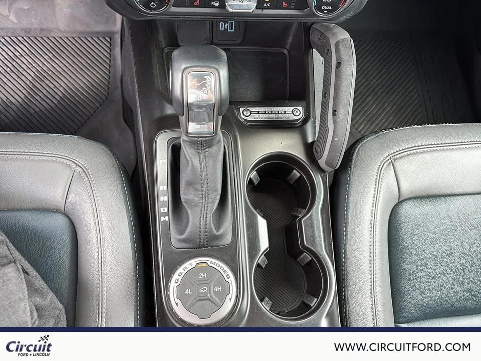 2024 Ford Bronco 6th Gen - Image 16 of 19