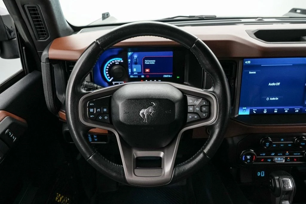 2024 Ford Bronco 6th Gen - Image 15 of 21