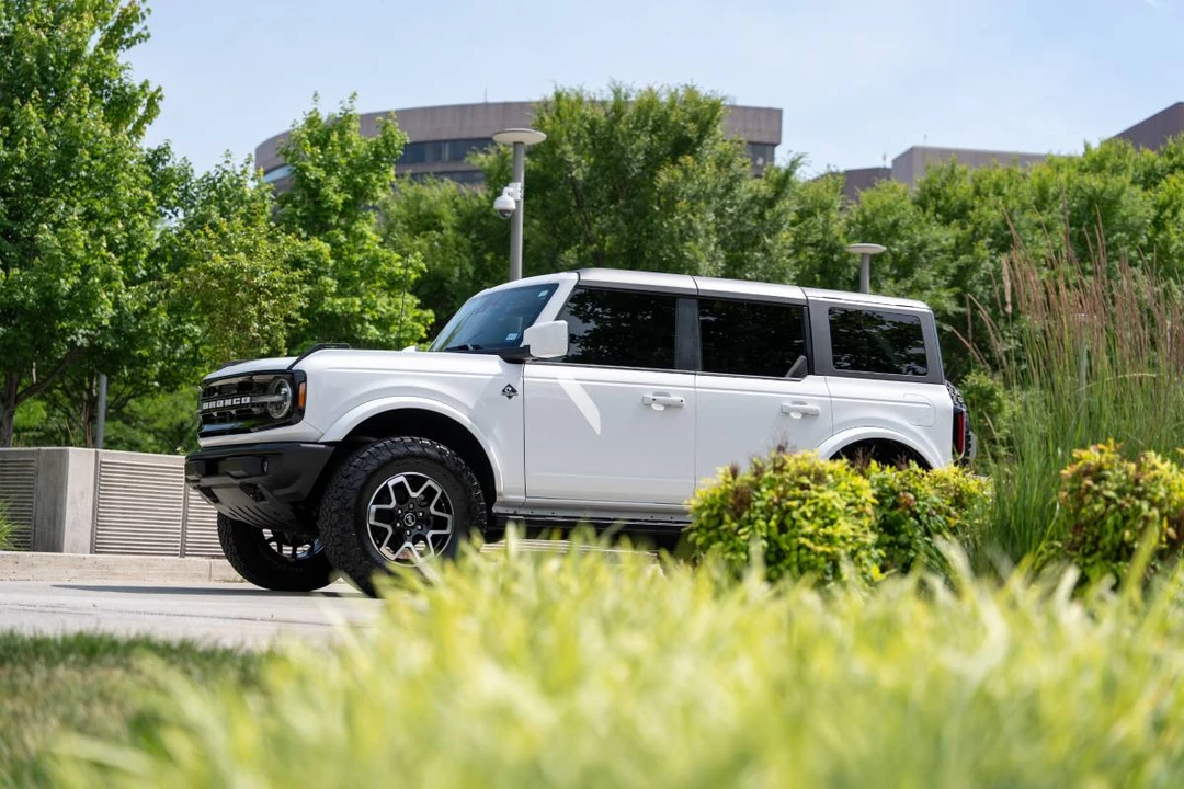 2024 Ford Bronco 6th Gen - Image 8 of 21