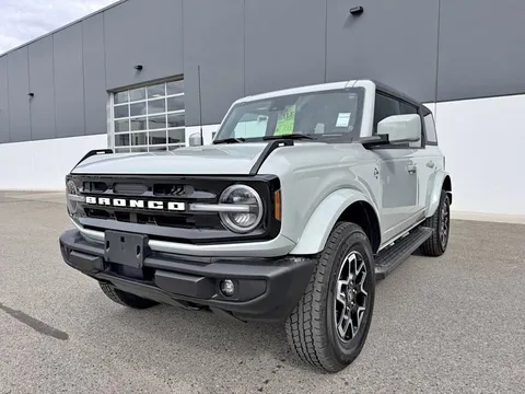 2024 Ford Bronco Outer Banks