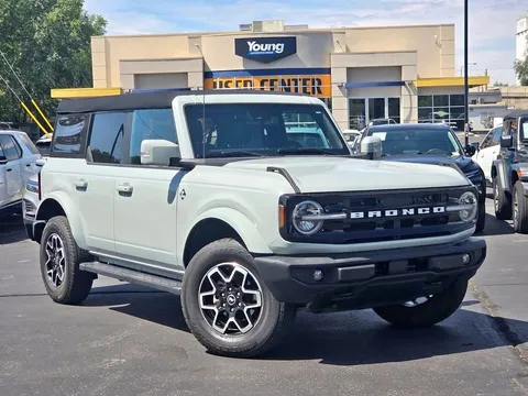 2024 Ford Bronco Outer Banks