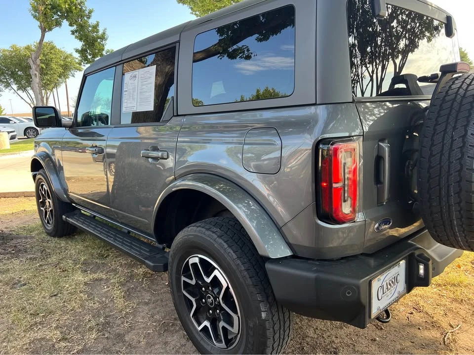 2024 Ford Bronco 6th Gen - Image 8 of 16