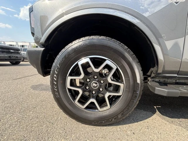 2024 Ford Bronco 6th Gen - Image 10 of 16