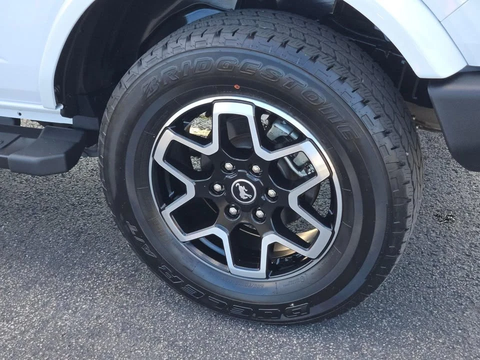2024 Ford Bronco 6th Gen - Image 16 of 20