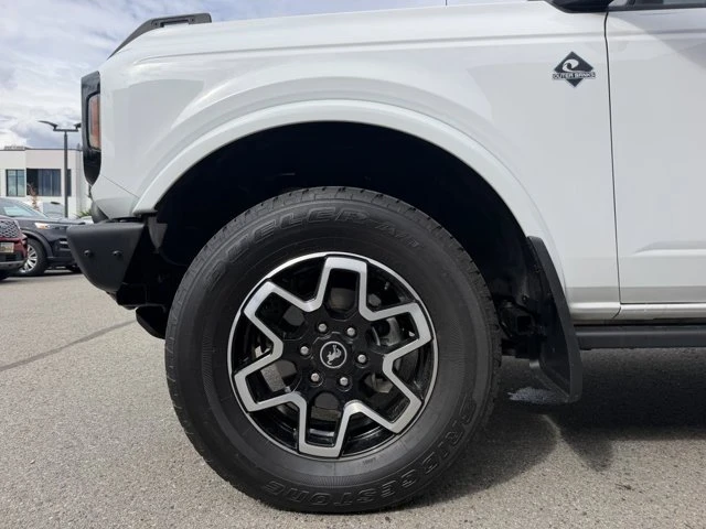 2024 Ford Bronco 6th Gen - Image 10 of 16