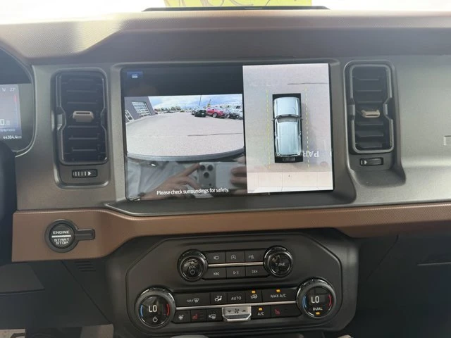 2024 Ford Bronco 6th Gen - Image 15 of 16