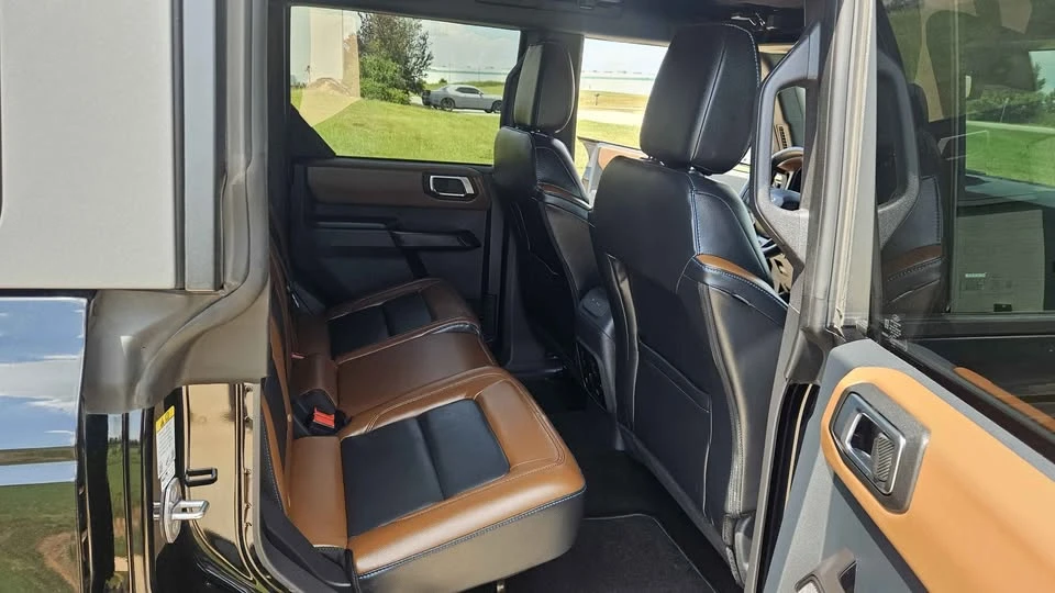 2024 Ford Bronco 6th Gen - Image 16 of 19