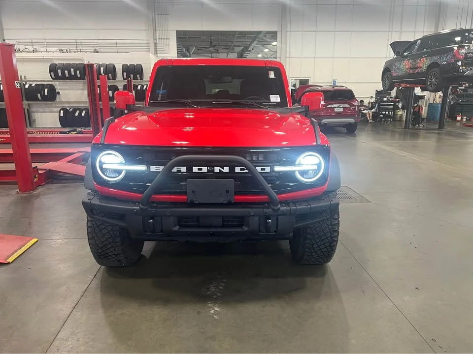 2024 Ford Bronco 6th Gen - Image 4 of 8