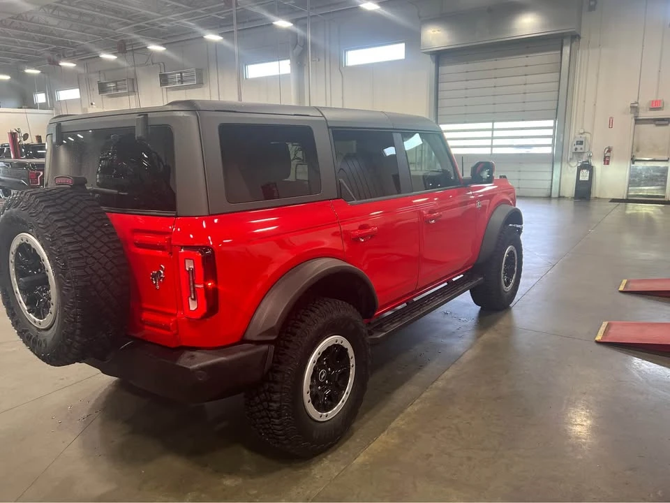 2024 Ford Bronco 6th Gen - Image 2 of 8
