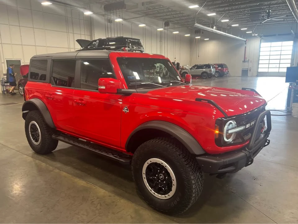 2024 Ford Bronco 6th Gen - Image 3 of 8