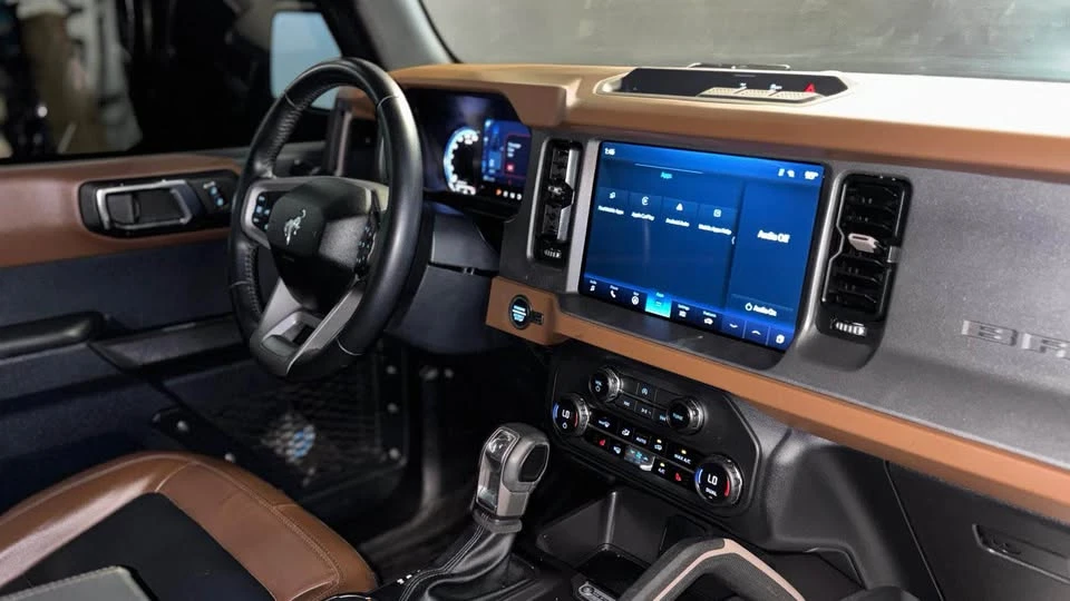 2024 Ford Bronco 6th Gen - Image 10 of 12