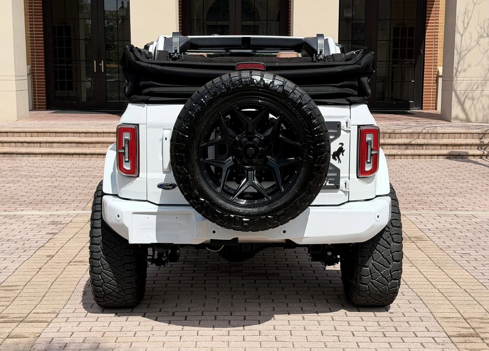 2024 Ford Bronco 6th Gen - Image 14 of 21