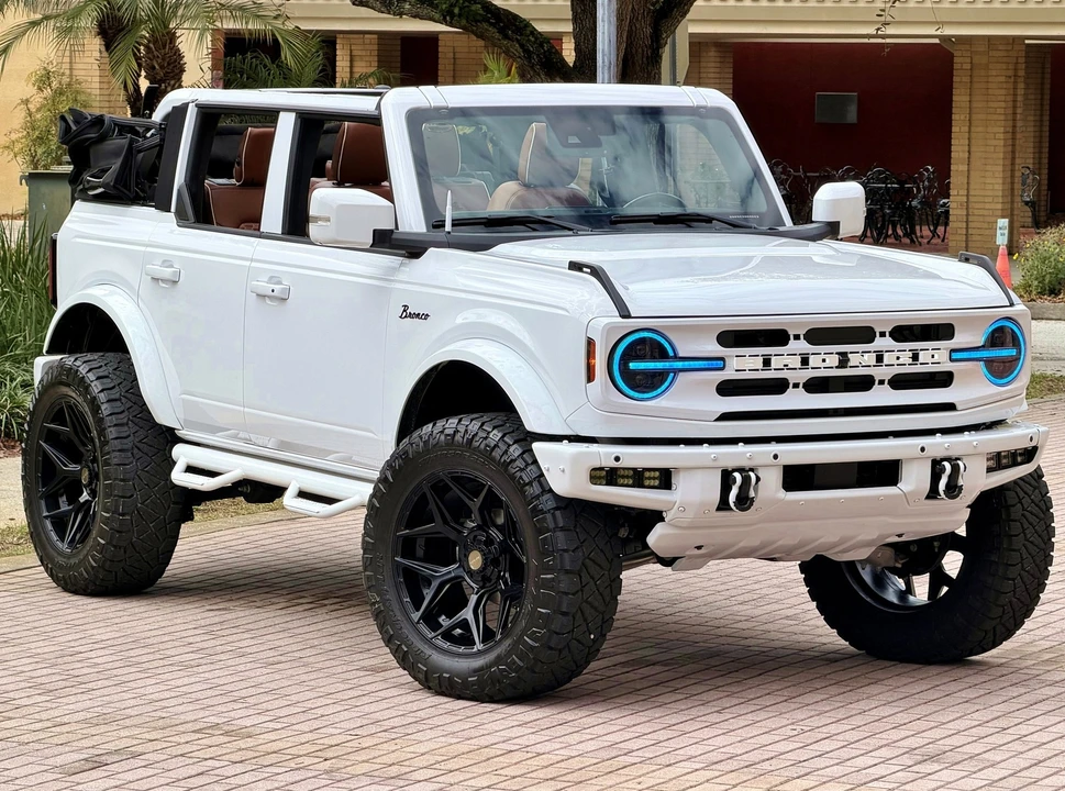 2024 Ford Bronco 6th Gen - Image 4 of 21
