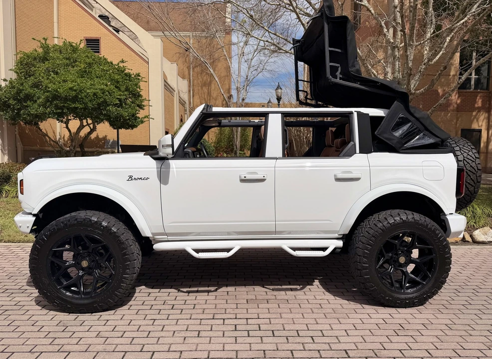 2024 Ford Bronco 6th Gen - Image 5 of 21