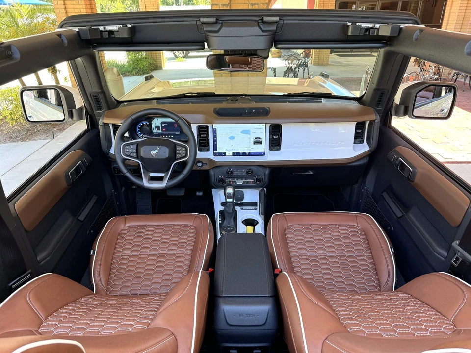 2024 Ford Bronco 6th Gen - Image 8 of 21