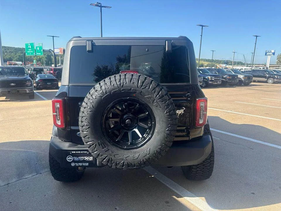 2024 Ford Bronco 6th Gen - Image 6 of 11