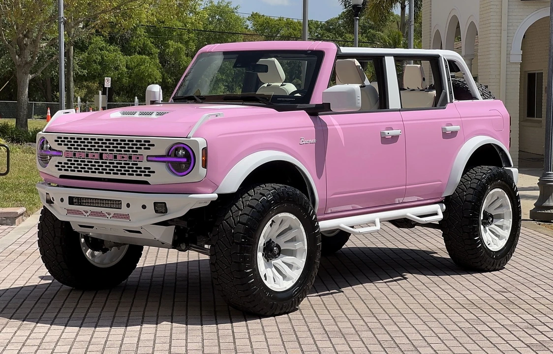 2024 Ford Bronco 6th Gen - Image 16 of 21