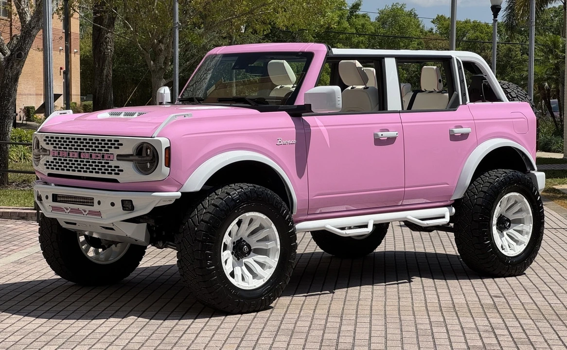 2024 Ford Bronco 6th Gen - Image 16 of 21