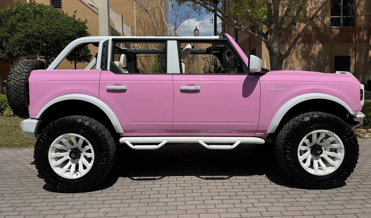 2024 Ford Bronco 6th Gen - Image 9 of 21