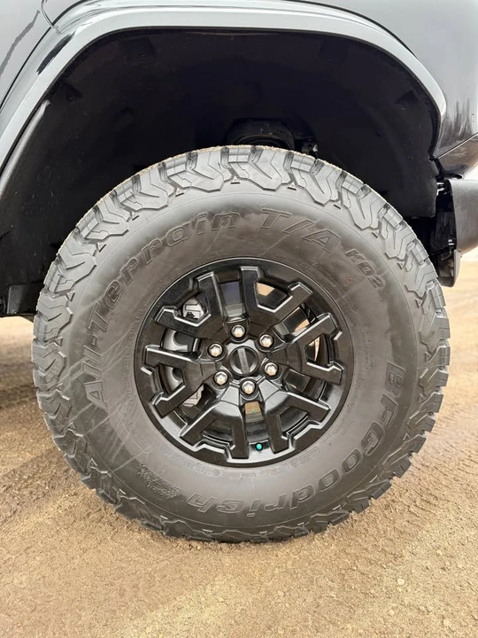2024 Ford Bronco Raptor 6th Gen - Image 18 of 21