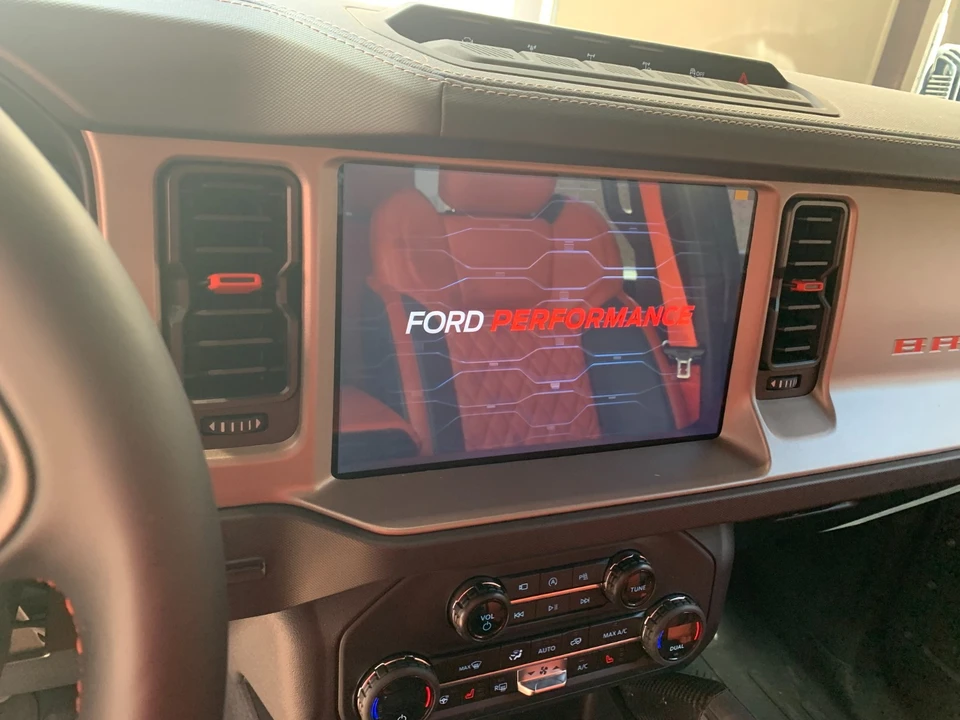 2024 Ford Bronco Raptor 6th Gen - Image 15 of 16