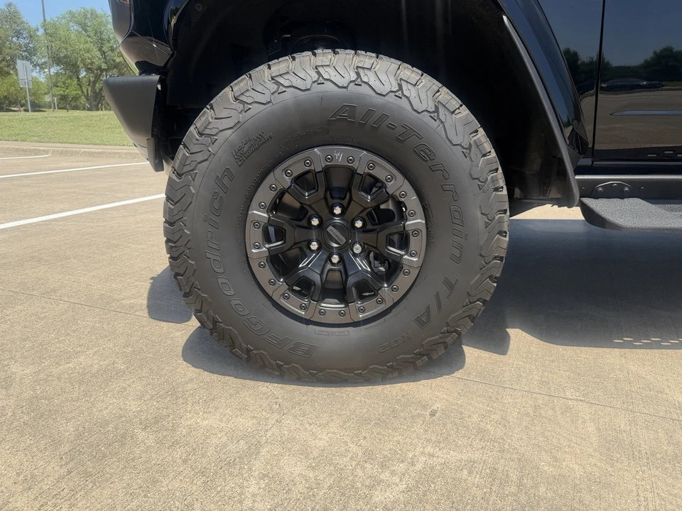 2024 Ford Bronco Raptor 6th Gen - Image 28 of 31