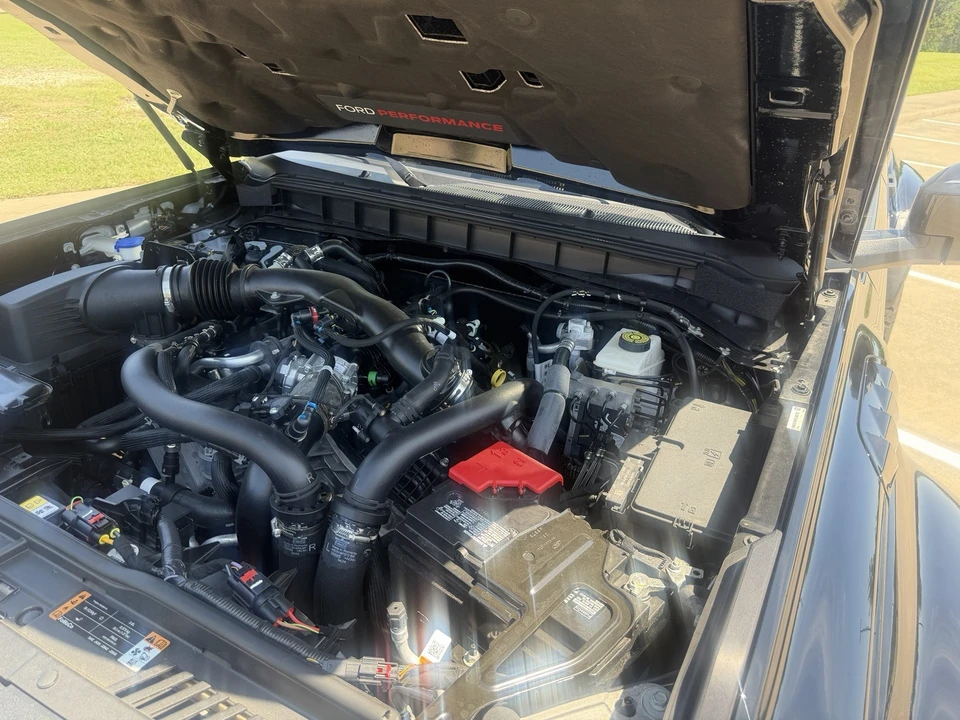 2024 Ford Bronco Raptor 6th Gen - Image 16 of 31