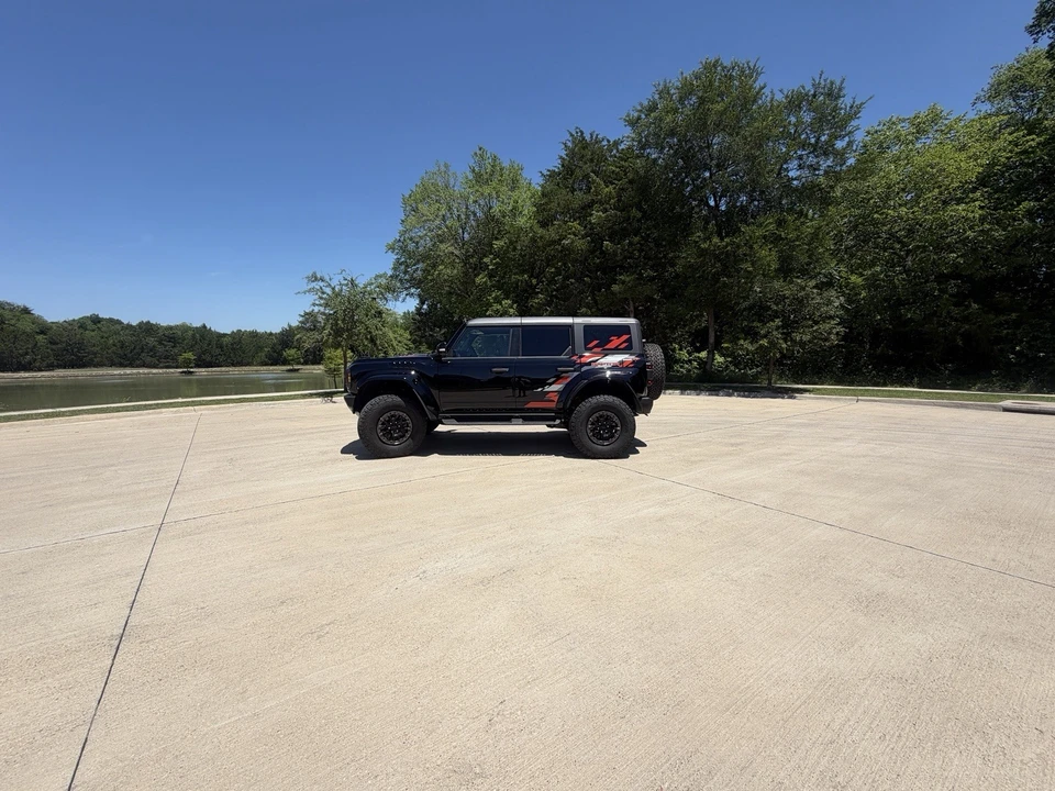 2024 Ford Bronco Raptor 6th Gen - Image 2 of 31