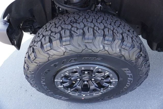 2024 Ford Bronco Raptor 6th Gen - Image 16 of 21