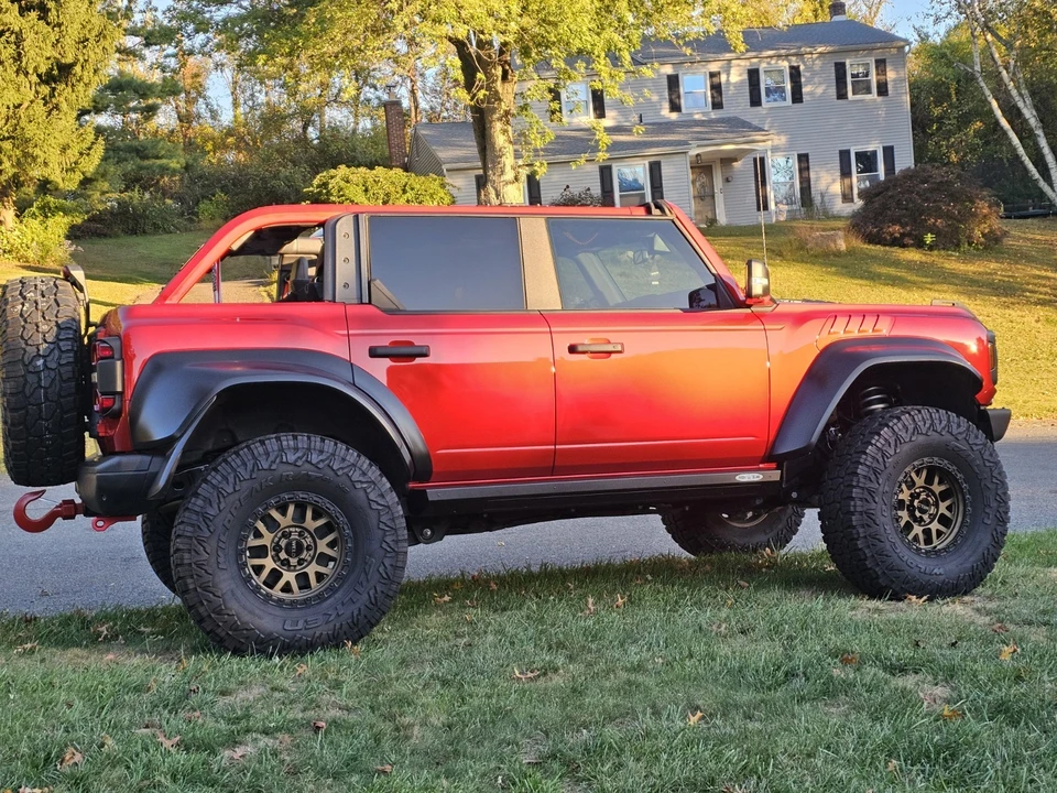 2024 Ford Bronco Raptor 6th Gen - Image 9 of 13
