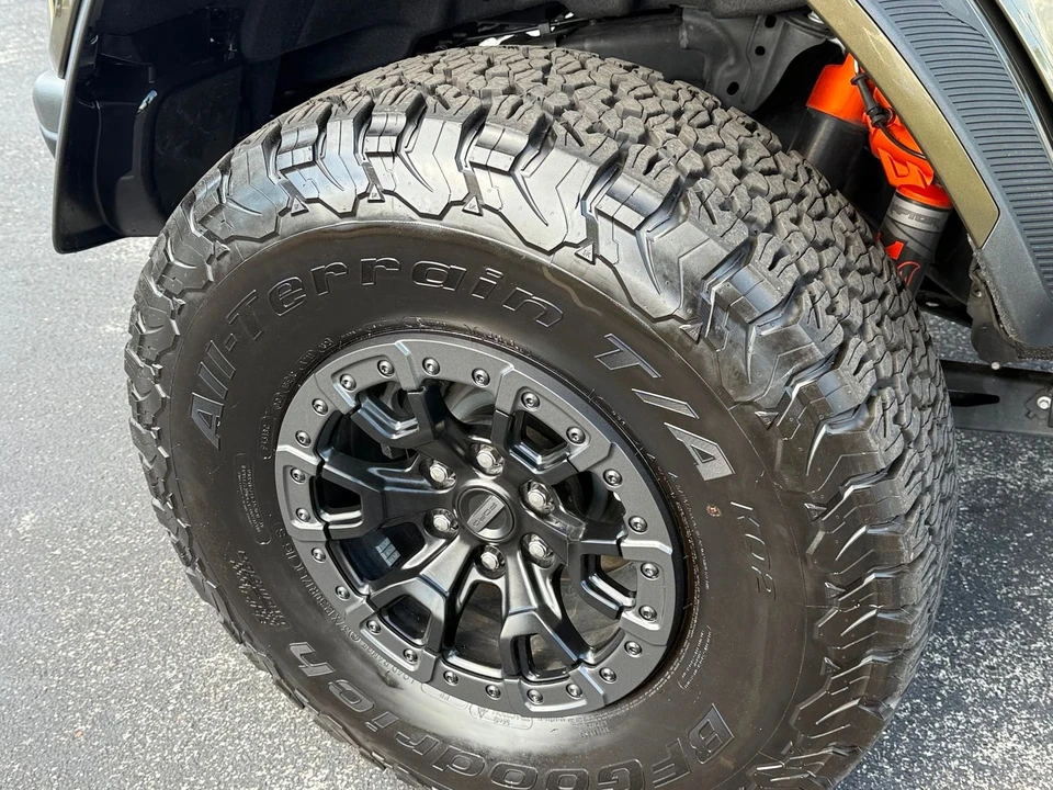 2024 Ford Bronco Raptor 6th Gen - Image 4 of 12