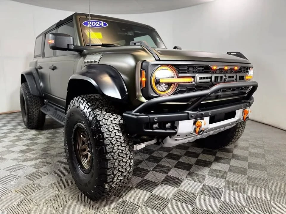 2024 Ford Bronco Raptor 6th Gen - Image 2 of 15