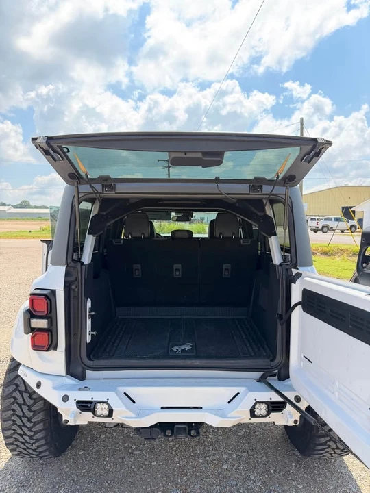 2024 Ford Bronco Raptor 6th Gen - Image 9 of 11