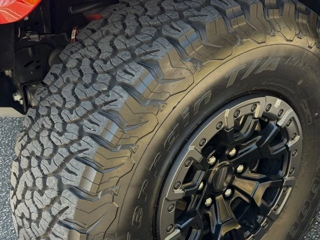 2024 Ford Bronco Raptor 6th Gen - Image 16 of 31