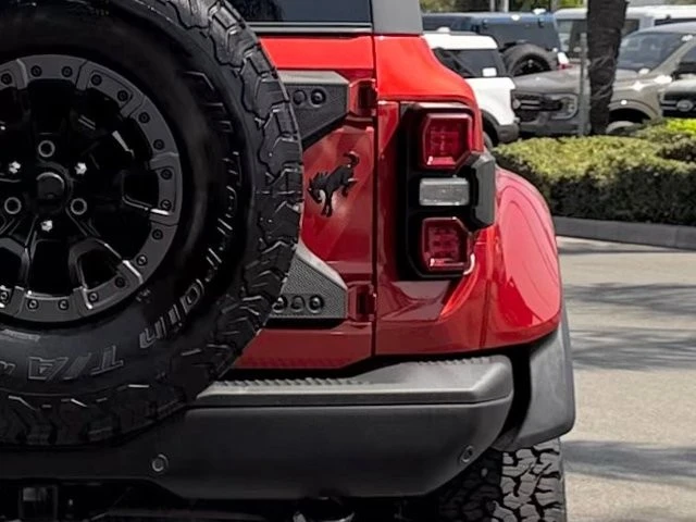 2024 Ford Bronco Raptor 6th Gen - Image 11 of 31