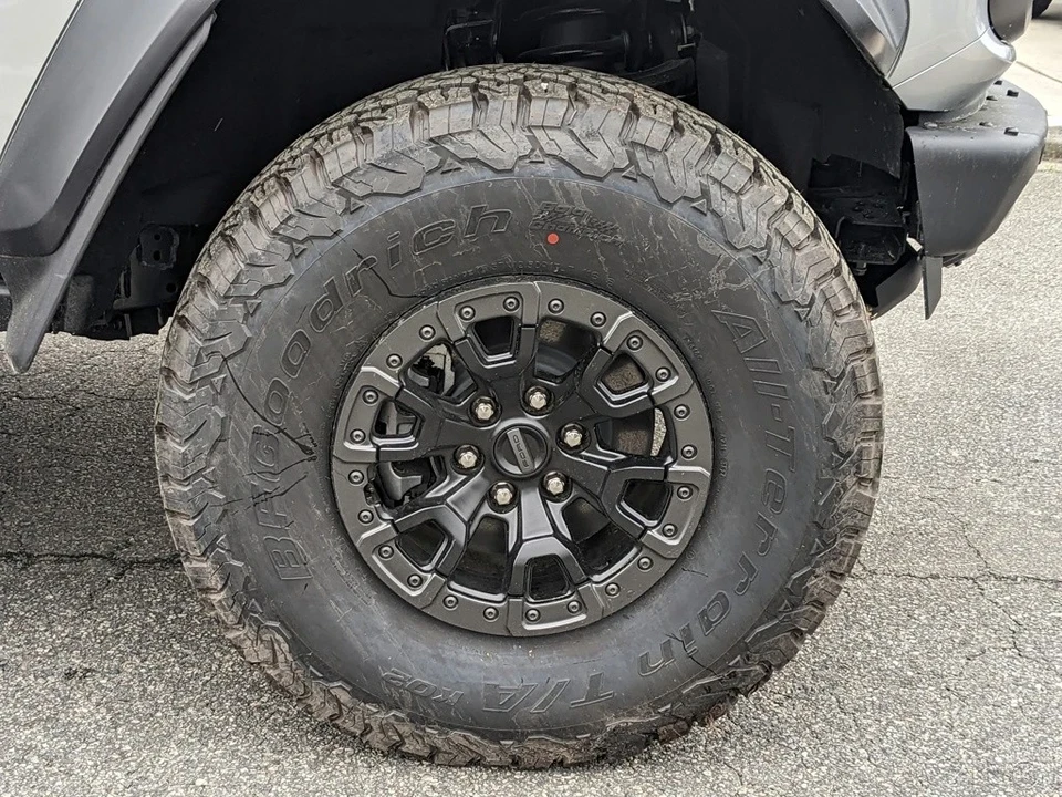 2024 Ford Bronco Raptor 6th Gen - Image 13 of 21